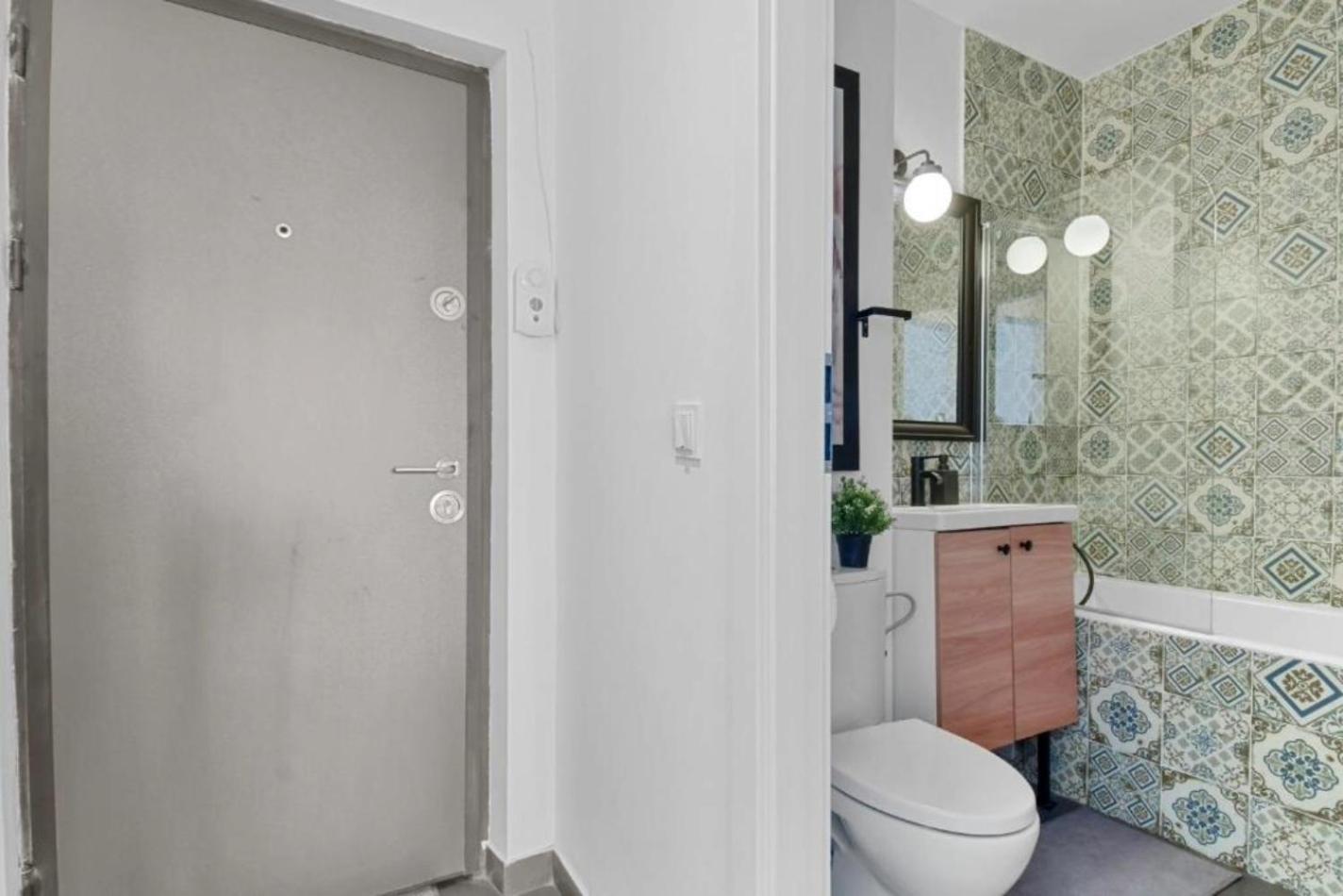Serene Retreat - Beautifully Designed Studio Bucharest Luaran gambar